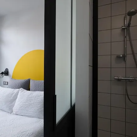 Urban Style Biarritz Le Relais Отель 3*