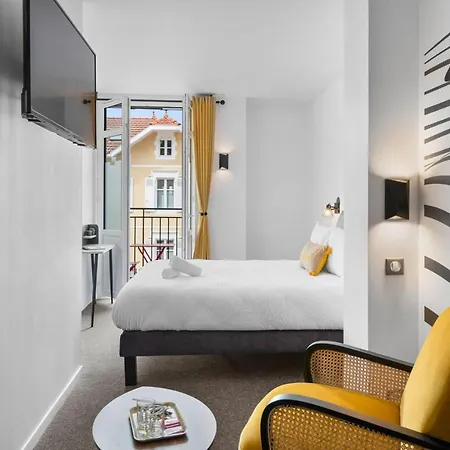 Urban Style Biarritz Le Relais 3*