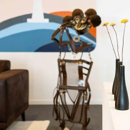 Urban Style Biarritz Le Relais 3* Биарриц