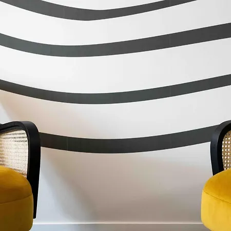 Отель Urban Style Biarritz Le Relais Биарриц