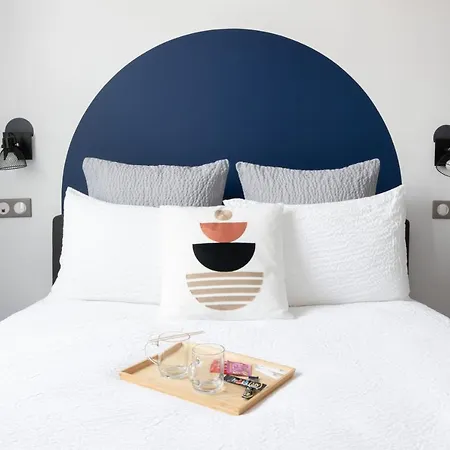 Отель Urban Style Biarritz Le Relais 3*