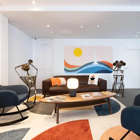 Urban Style Biarritz Le Relais Отель Биарриц