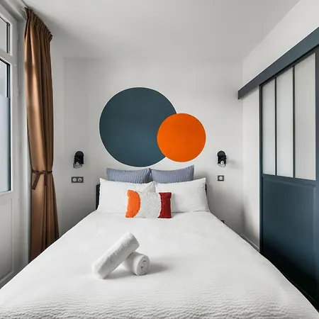 Urban Style Biarritz Le Relais 3* Биарриц