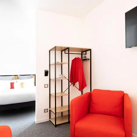 Urban Style Biarritz Le Relais 3* Биарриц
