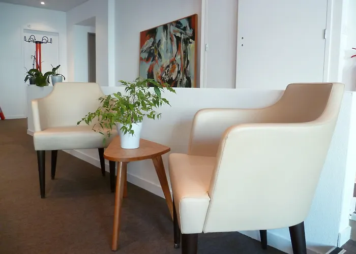 Urban Style Biarritz Le Relais Отель Биарриц